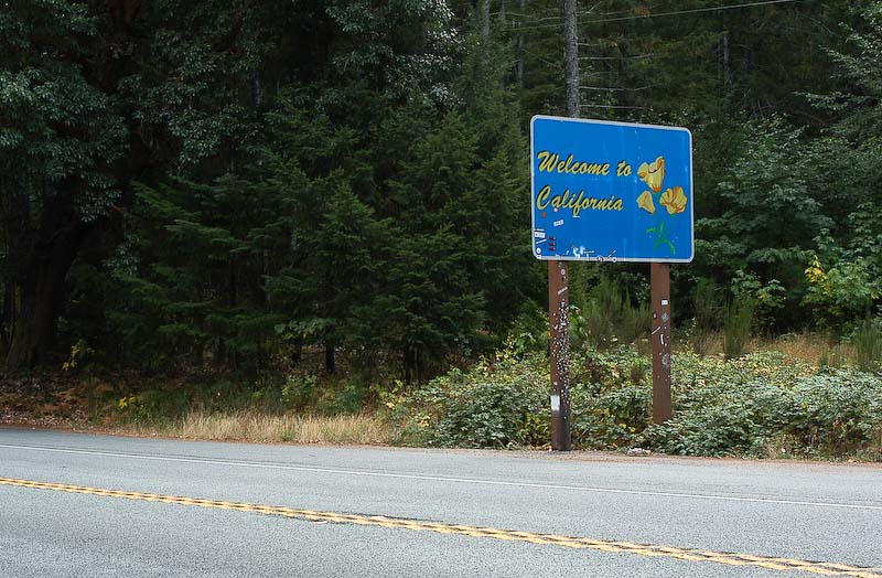 Border sign, 40 years later (sort of)