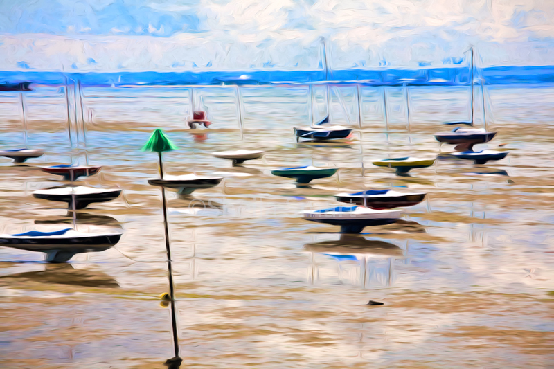 Yachts on mudflat at Leigh on Sea, Essex