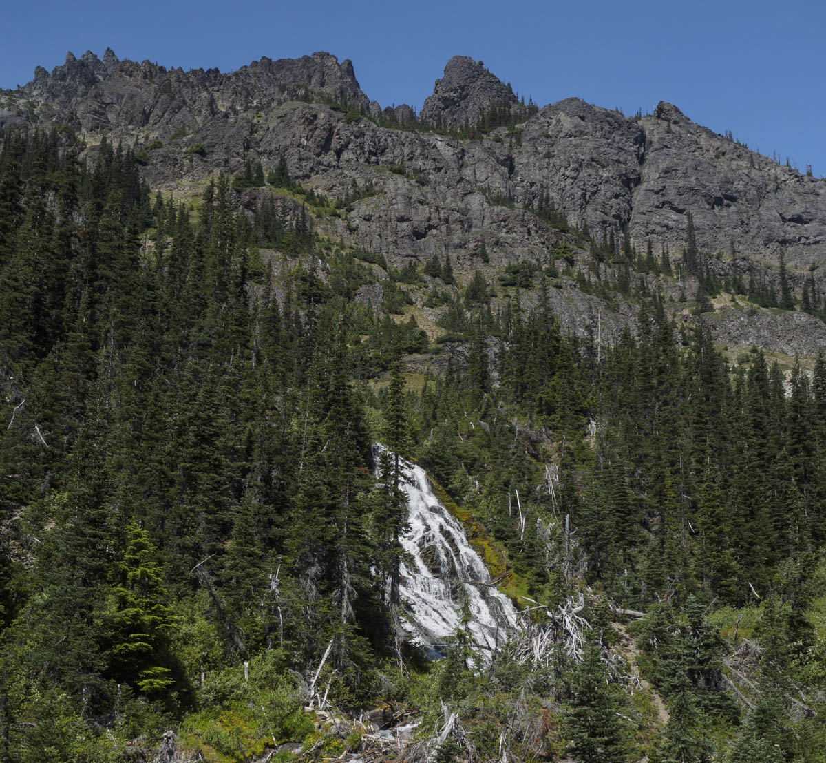 unnamed waterfall
