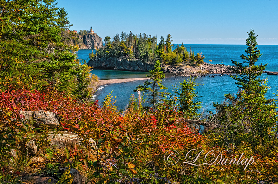 25.23 - Split Rock Lighthouse: Long View, Autumn Reds 