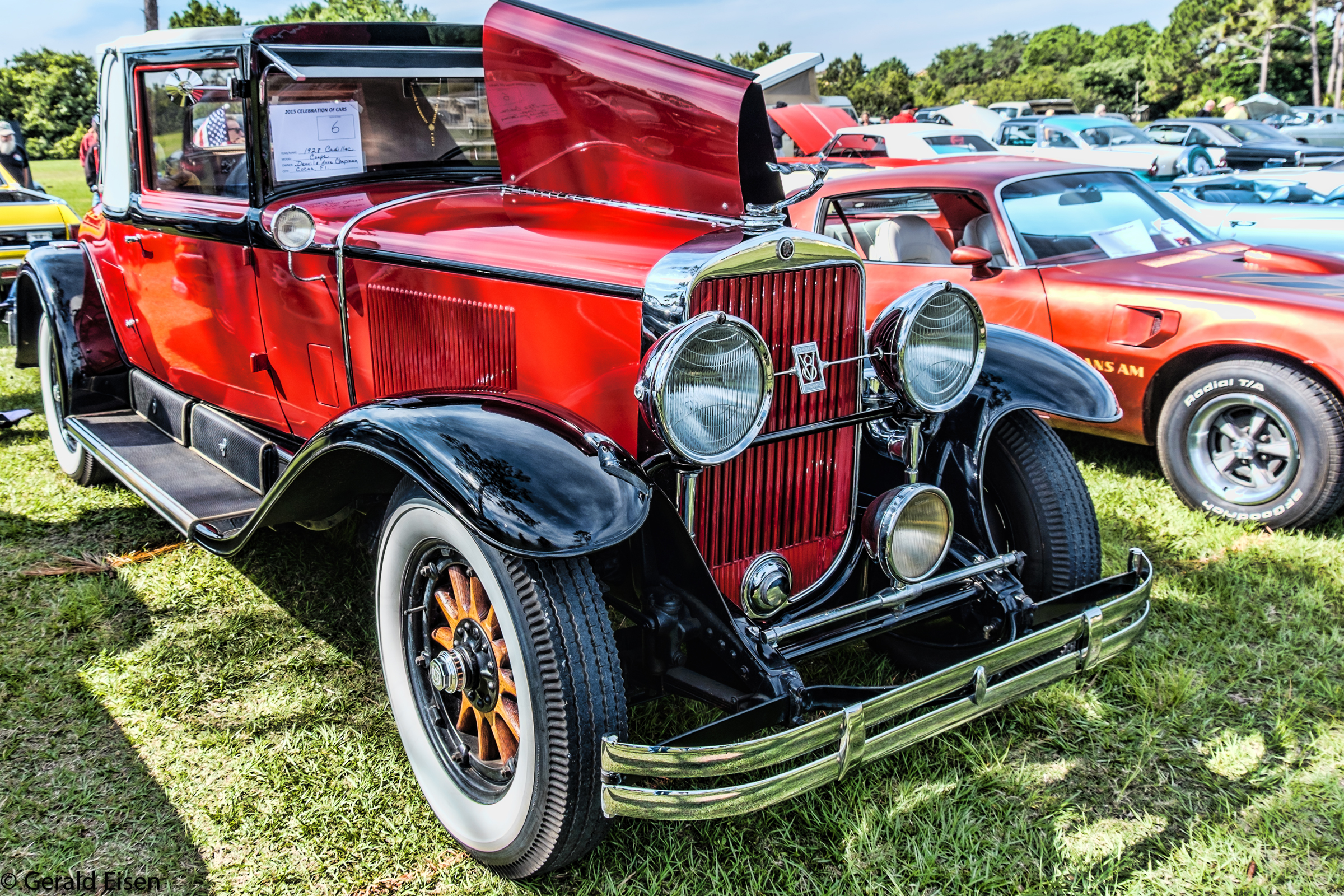 1928 Cadillac Coupe 