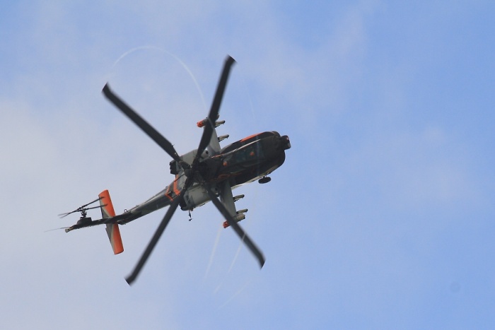 Netherlands Apache (note rotor-tip vortices)
