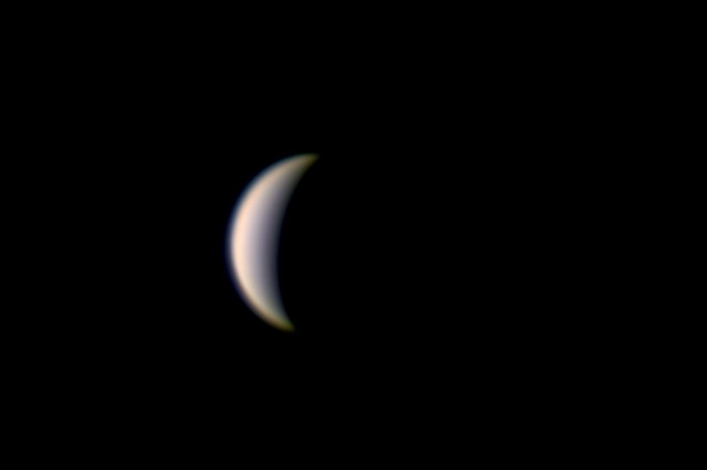 Crescent Venus - 16 February 2014