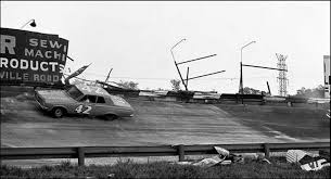 August 2, 1963 Tiny Lund and David Pearson crash