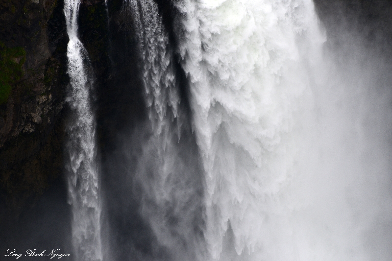 falling water, Snoqualmie Falls, Snoqualmie, Washington  