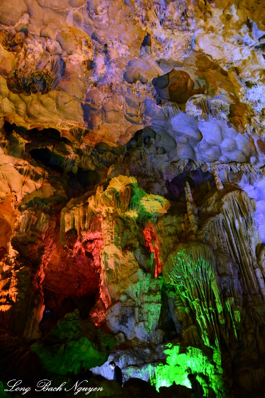 Dau Go Cave, Ha Long Bay, Vietnam  