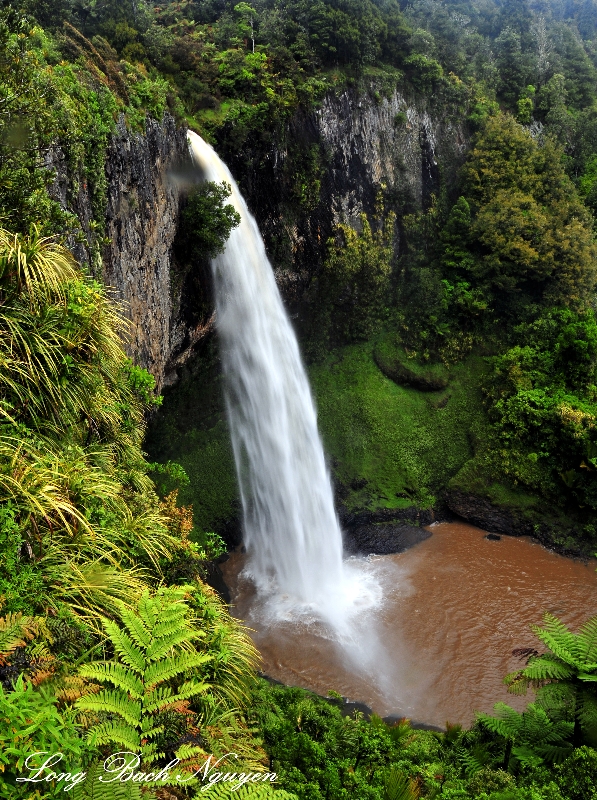 Bridal Veil Falls, Pakoka River, Waikato, New Zealand  