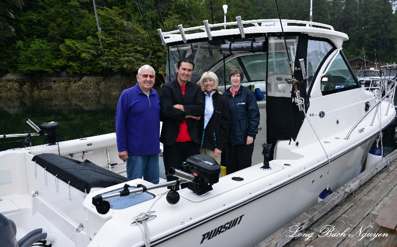 Lucky Sportfishing Guide Kyle, Charlie, Nancy, Katherine, Eagle Nook Resort, Vancouver Island, Canada 