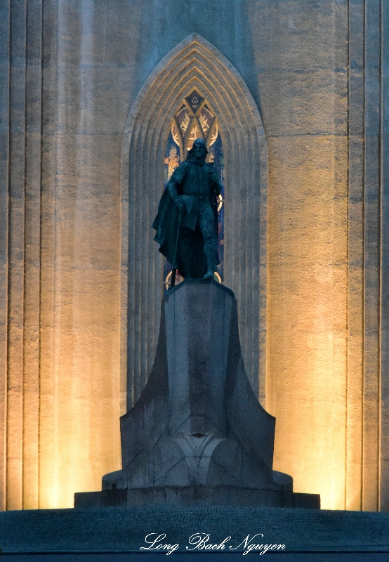 Leifur Eiriksson Statute, Hallgrimskirkja, Reykjavik, Iceland  