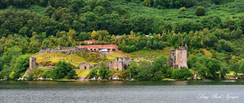 Urquhart Castle, Loch Ness, Drumnadrochit, Inverness, Scotland UK  