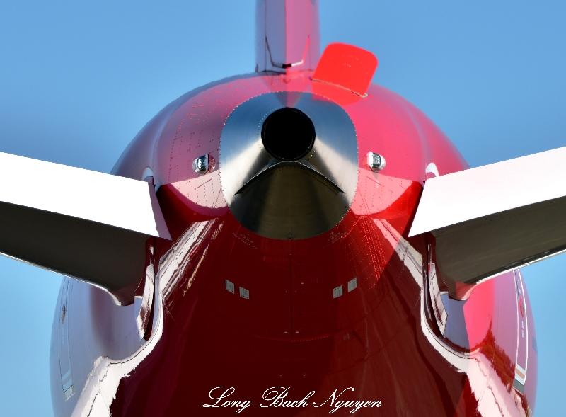 Hainan Airlines Boeing 787-8 Dreamliner, Clay Lacy Aviation Seattle, Washington 