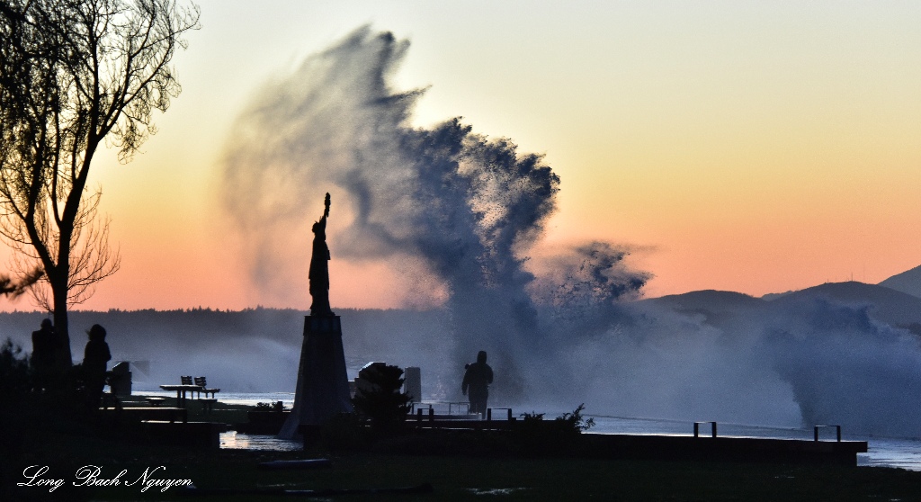 November 24 Windstorm at Alki, West Seattle 