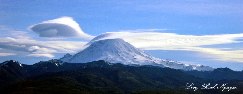 Cap and Standing Lenticular Clouds over Mount Rainier US National Park Washington 185 