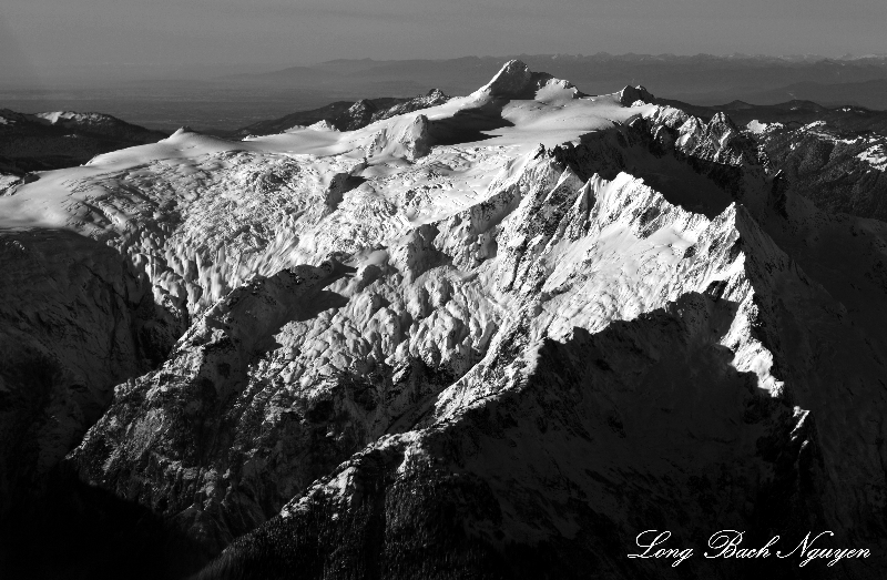 Mt Shuksan, The Hourglass, Summit Pyramid, Nooksack Tower, Jagged Ridge, Sulphide Glacier, Crystal Glacier, Washington 5a