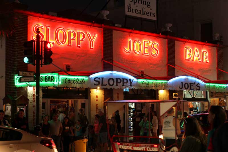 Sloppy Joes at night.