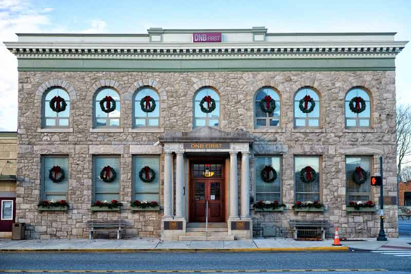 Downingtown National Bank at Christmastime