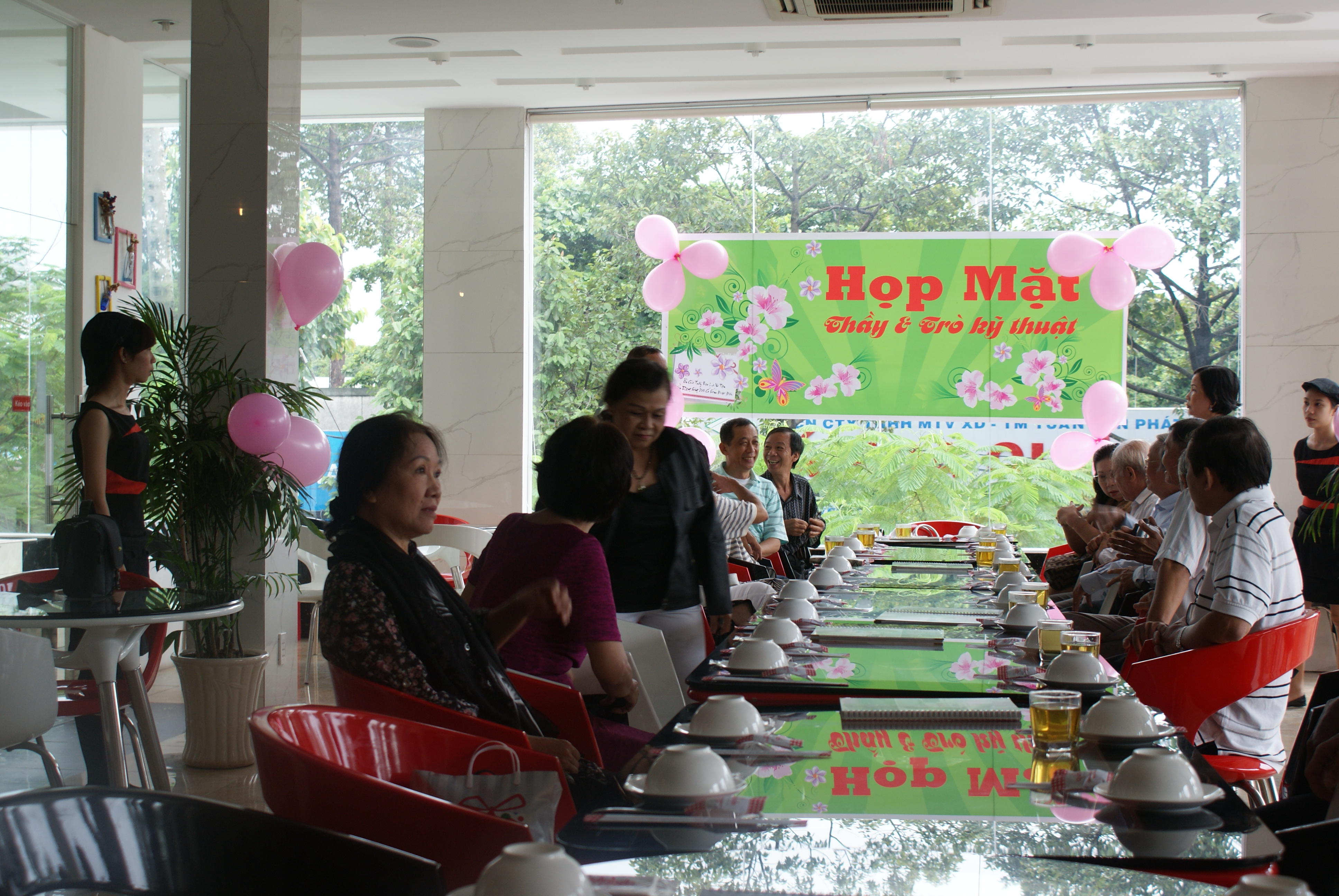 Họp Mặt Kỹ Thuật  09/22/13