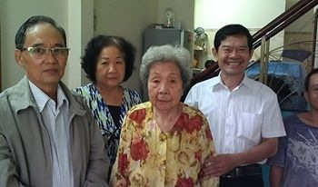 Thm Mẹ KT Xun 2015