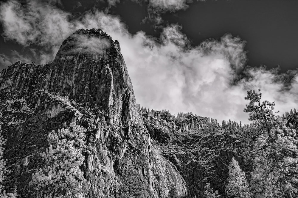 Yosemite-snowy-ridge-IR.jpg