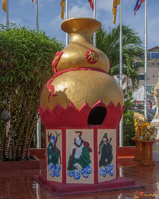 San Jao Pho Suea Firecracker Chimney (DTHP361)