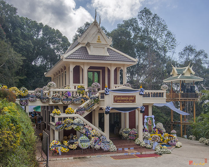 Wat Doi Pui Ubosot and Bell Tower (DTHCM0454)