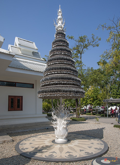 Wat Rong Khun Prayer Bell Tree (DTHCR0052)