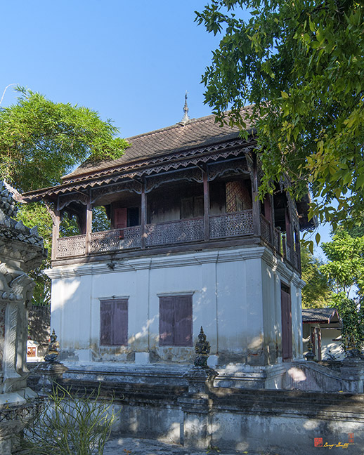 Wat Saen Fang Ho Tham (Holy Scripture Library) (DTHCM1131)
