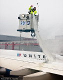 De-icing aircraft