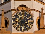 Loreta clock
