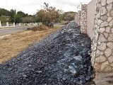 wall,ready for walsing and fine white stones