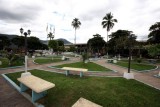 Parque Central y al Fondo Edicifio de la Municipalidad