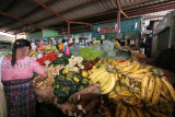 Venta de Fruta y Verdura en el Mercado