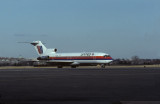 DCA UAL 7620U 727 Taxi In.jpg