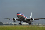 AMERICAN BOEING 777 200 GRU RF 1736 10.jpg