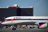 DELTA BOEING 757 200 LAX RF 1506 16.jpg