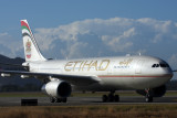 ETIHAD AIRBUS A330 200 BNE RF IMG_0109.jpg