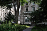 Le bois-jardin  de la place de lAssemble Nationale