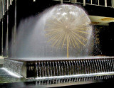 Spray fountain