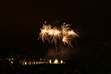 Feu d'artifice dans le parc du château de Versailles à l'occasion des Grandes Eaux Nocturnes