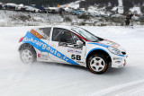 Trophée Andros 2011 à Super Besse - Cars speed racing on an ice circuit