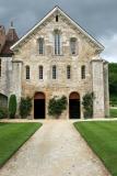 Le bâtiment contenant la salle capitulaire, la salle des moines et le dortoir