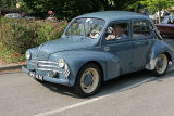 Dfil de vieilles voitures - Old cars exhibition