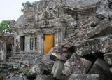 Heavily ruined main temple