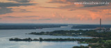 Por do sol no Rio Guaiuba, Porto Alegre, Rio Grande do Sul, 2010-03-20 7214.jpg