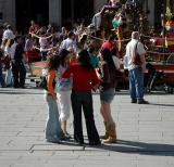 Talks in Azoguejo square