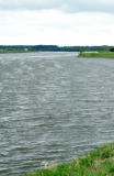 the narva river goes from the Peipsi lake through Narva town to the Gulf of Finland