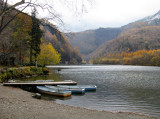 We did a short hike down river to Taisho pond