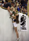 Yellow Jackets cheerleader gets a Valentine’s Day bouquet from an admirer