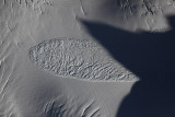 Avalanche, Challenger Glacier <br> (Challenger110410-44adj.jpg)