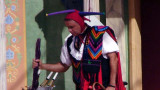 He teaches the crowd to not be late